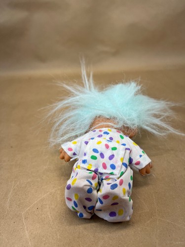 "Muñeca Russ Troll de colección 18386 en pijama de lunares traje de unión pelo verde 4,5""" - Imagen 5 de 7