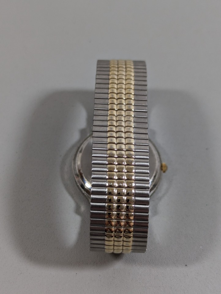 Watch-it Silver Tone Dial Round Case Two Tone Stainless Steel Stretch ...