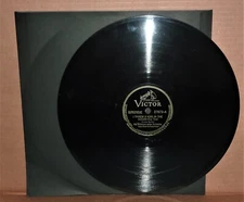10" - 78 RPM SHELLAC RECORD by HAL McINTYRE and his ORCHESTRA (1942) JAZZ, POP