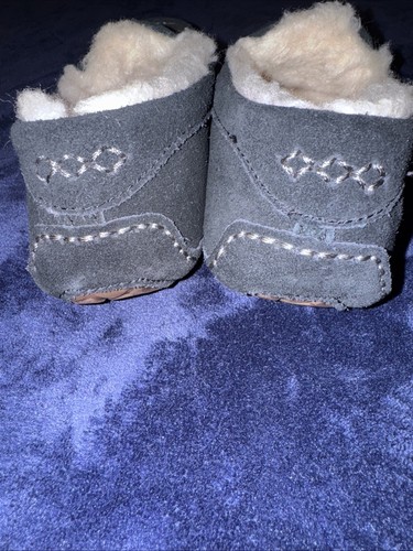 UGG ANSLEY Black Real Shearling Lined Driving Moccasin Shoes US 7 / EU 38 / UK 5 - Picture 10 of 11