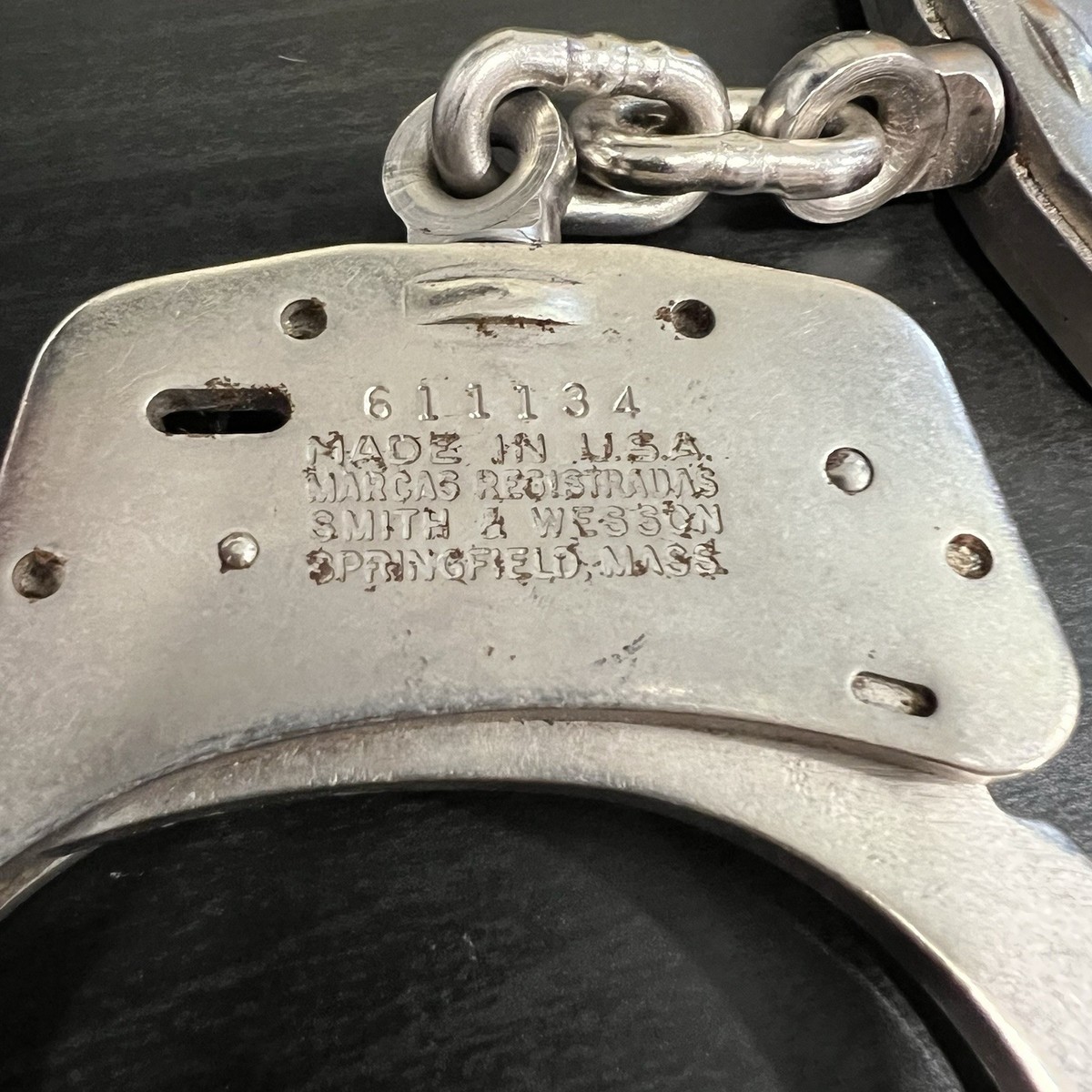 Vintage Smith & Wesson Handcuffs W/ Case Marcas Registradas USA