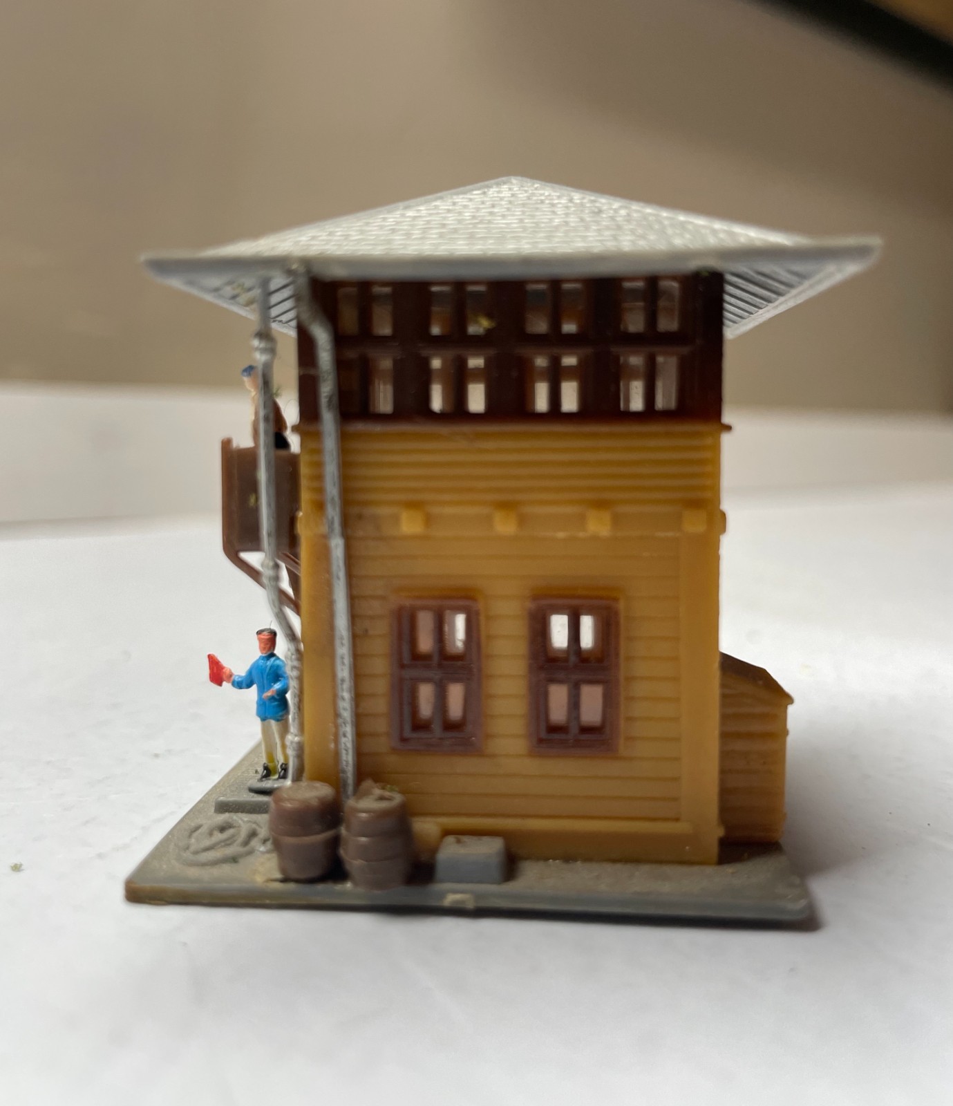 Picture 2 of 6