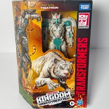 Tigatron Autobot Transformers War for Cybertron Kingdom Voyager Class New Sealed