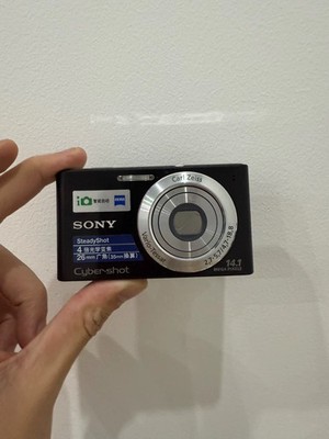 SONY Cyber Shot DSC-W320 Digital Camera 4x Optical Zoom 14.1MP