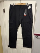 Wrangler ATG Cargo Pants Mens 38x32 Black Aspen All Terrain Gear Outdoor Hiking