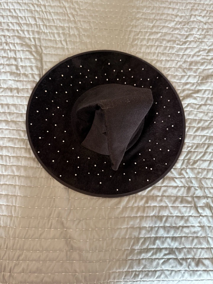 WINDSOR WITCH HAT - Image 2 of 2