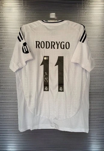 Rodrygo Signed Autographed Real Madrid 2024/25 Home Jersey Soccer Shirt Beckett.