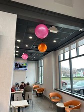Duraballoon 18" Balloon Hanging Kit - comes with a Magnet