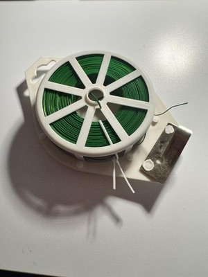 262 Ft Garden Plant Twist Ties with Built-in Cutter Wire for Tomatoes & Vines