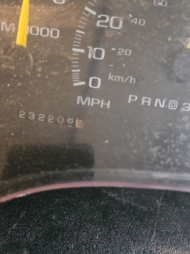 1998 Chevrolet Silverado Speedometer Preowned - Picture 2 of 4