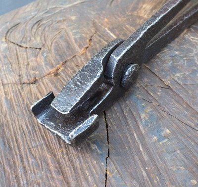 EXC 1/4''-3/8'' PICKUP BOX JAW 20'' FORGING BLADESMITH KNIFE TONGS BLACKSMITH ANVIL