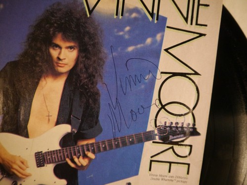 VINNIE MOORE- TIME ODYSSEY VINYL LP 1988 PROMO PRESS PLUS SIGNED IBANEZ AD - Picture 6 of 10