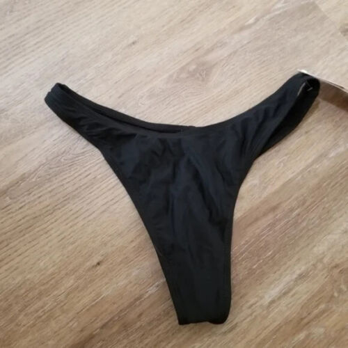 Neu mit Etikett Wild Fable schwarz niedriger Bund Tanga Bikiniunterteil Größe XXS