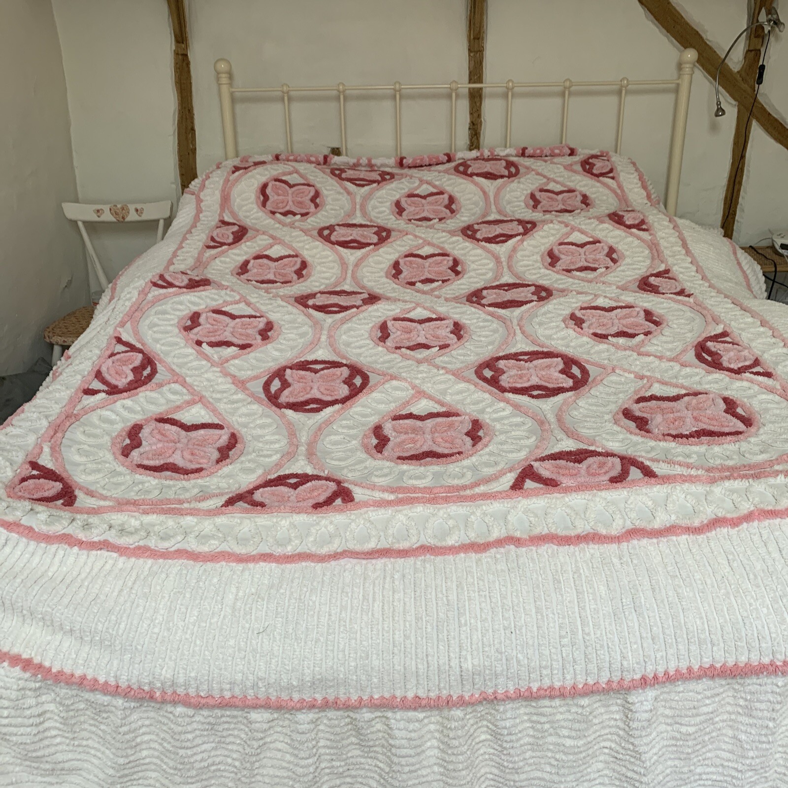 Beautiful Vintage White With Pink Floral Double Candlewick Bedspread eBay
