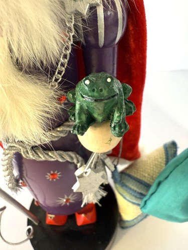 Nutcracker Village Wizard & Soldier Figurines Wooden 12" Tall Red & Green 100C - Picture 14 of 17