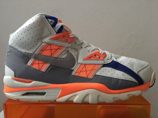 bo jackson cross trainers