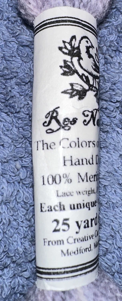 Hilos Res Naturae 100 % lana merino crewel tapiz hilo violeta teñido a mano Foto 2 de 4