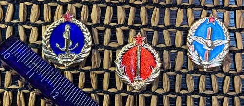 Yugoslav school of operatives 3 kinds of army pins miniatures 1. Yugoslavia
