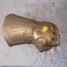 Marvel Avengers Infinity War Thanos Infinity Gauntlet Electronic Fist Hasbro Kid