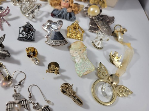 Vintage Christmas Brooch Holiday Lot Angels Lot Ornament Charms Earrings Cherub - Picture 6 of 19