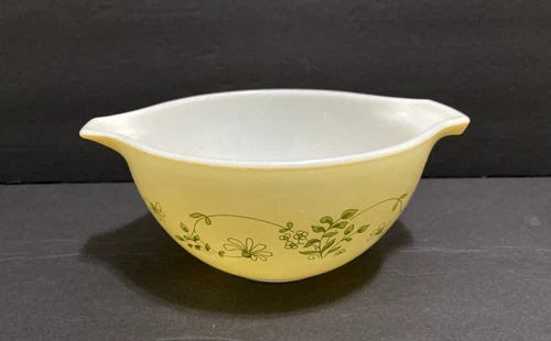 Pyrex Corning Shenandoah 441 Yellow Green Flowers Mixing Nesting Bowl 750 ml