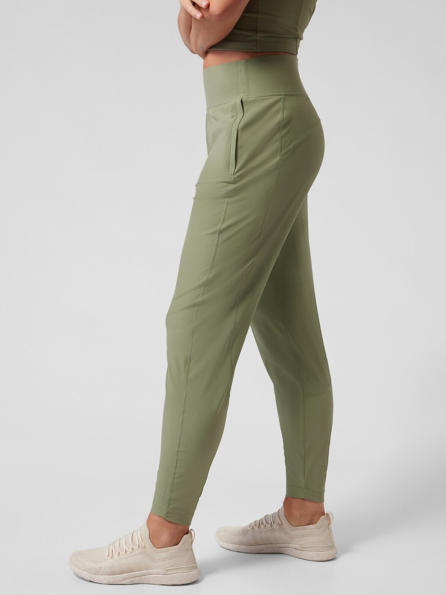 ATHLETA] Run With It Pant - Eucalyptus Olive - Size M