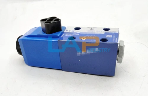1PCS NEW FOR VICKERS Solenoid reversing valve DG4V-3-8C-M-U-H7-60