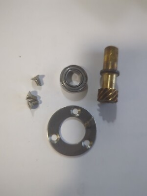 Shakespeare Worm Gear, Lock Plate, Bearing For 2210LH Spinning