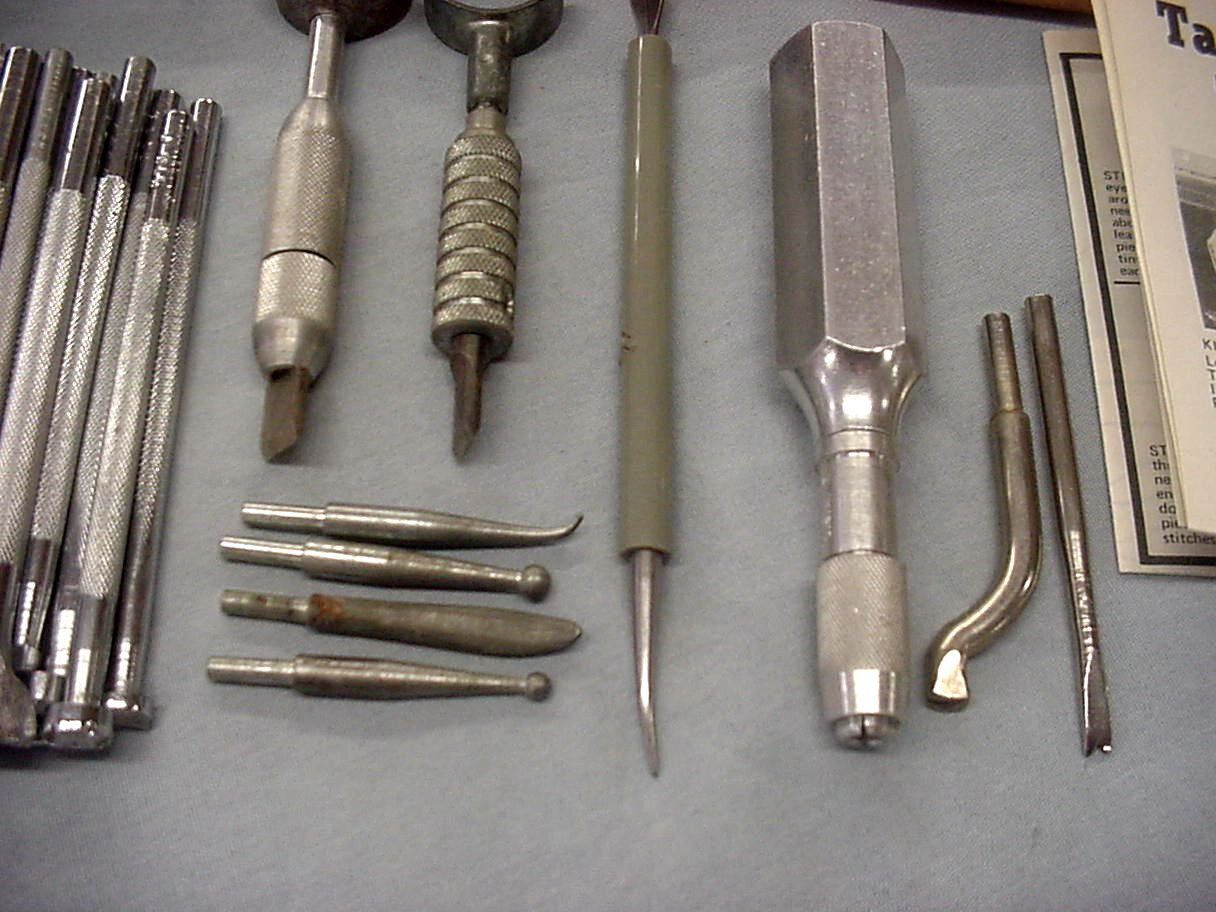 Lot of 35 Tandy Craftool Leather Craft Plus Cutters & Other Tools