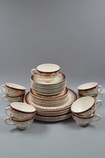 Elegant red and gilt Myott Royalty 1559 dishes inc cups, saucers, plates