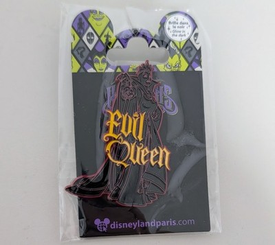 New DLP Paris Evil Queen Snow White Glow in the dark Halloween Disneyland Paris