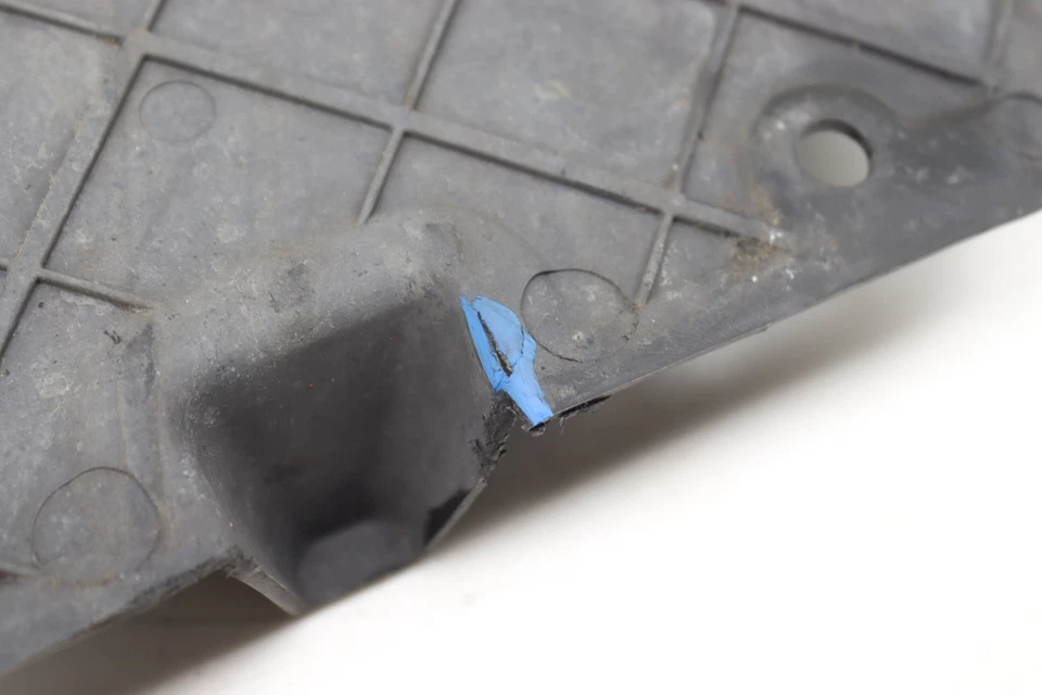 BMW 740I XDRIVE 2020-2022 - Inserto/cubierta guardabarros delantero izquierdo 7340195 Foto 2 de 4