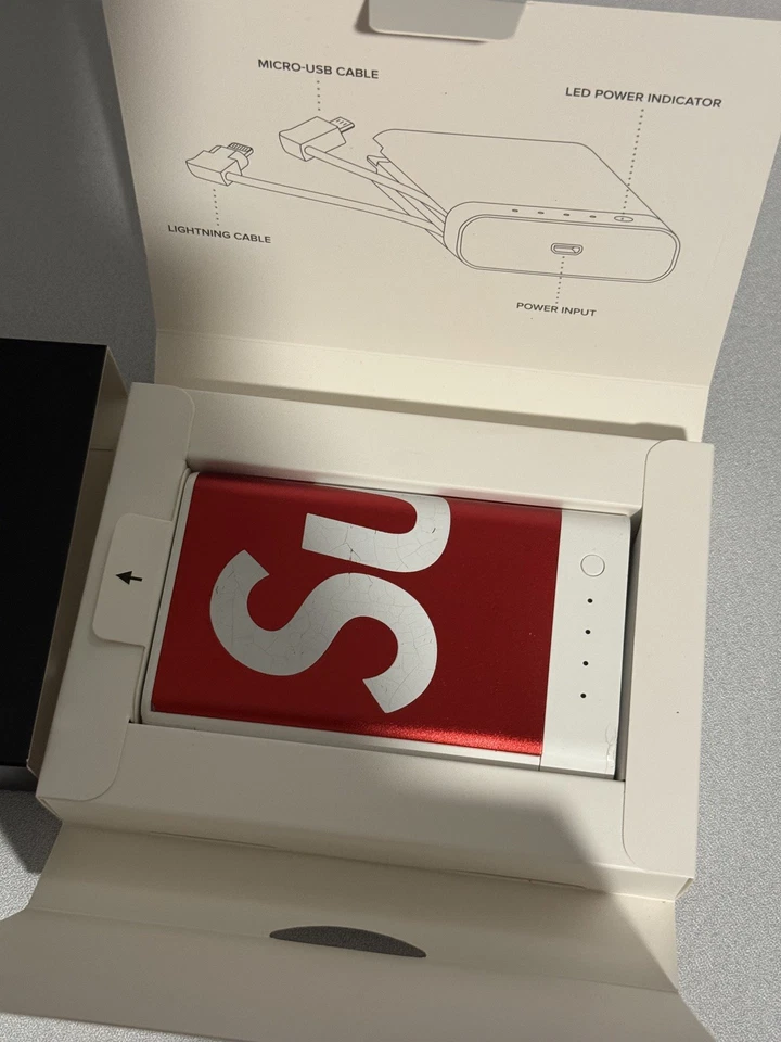 Supreme X Mophie Encore Plus 10k 移动电源 红色 — 第 3/4 张图片