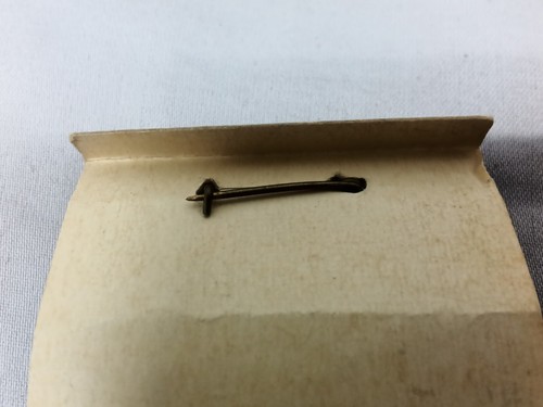 Vintage Dekalb Agricultural Accomplishment Award Pin Badge - Picture 5 of 5