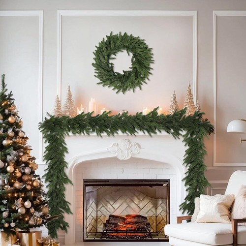 Corona de Navidad realista de 22 pulgadas con pino flexible para uso en interiores/exteriores - Imagen 9 de 10