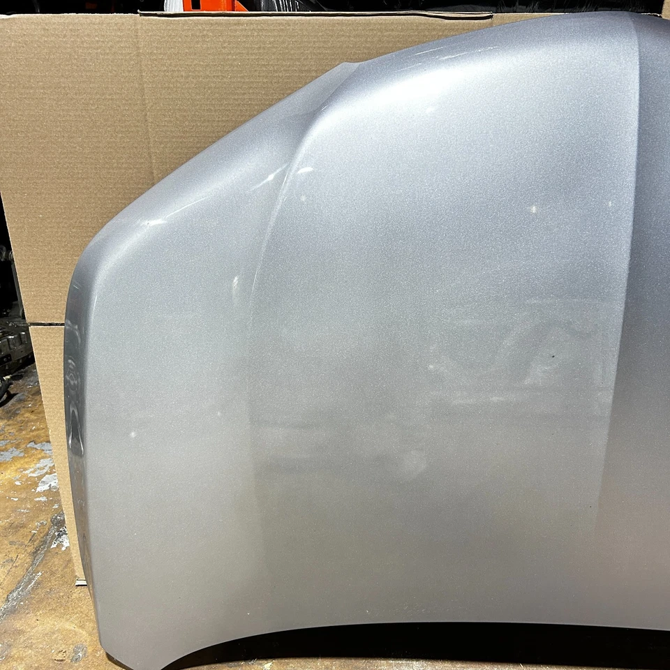 ¡DEFECTO! Panel de cubierta de capó delantero Acura MDX 2017-2020 OEM = NH830M = Foto 2 de 4