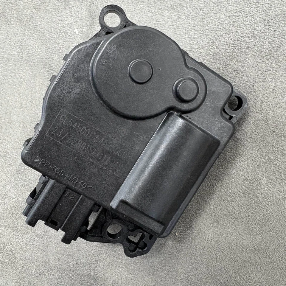 Привод кондиционера для Maserati Quattroporte Ghibli Levante 673005493 - Изображение 3 из 4