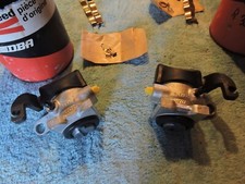 2 Etriers de freins Arriè Renault 18 Turbo- R25GTX-R25V6-R30- Lockheed 669135/36