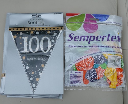 Job lot Party items with an RRP of £1430.74 Genuine Bargain. with FREE postage - Imagen 10 de 12