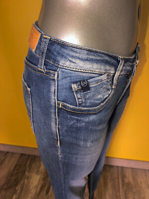 Jean Femme Le Temps Des Cerises Taille 34 - Coupe Droite, 100% Coton, Longueur 78 Cm, Occasion Très Bon état