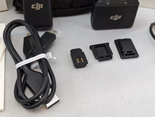 DJI Mic (1 TX + 1 RX) Wireless Microphone 250m (820 ft.) Range14-Hour Rec (B2) - Picture 2 of 10