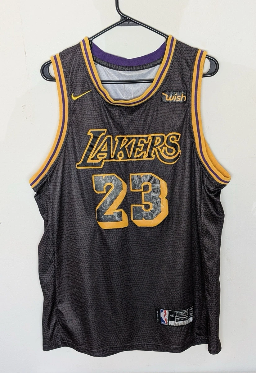 Preços baixos em Los Angeles Lakers Preto Tamanho 48 Roupas e