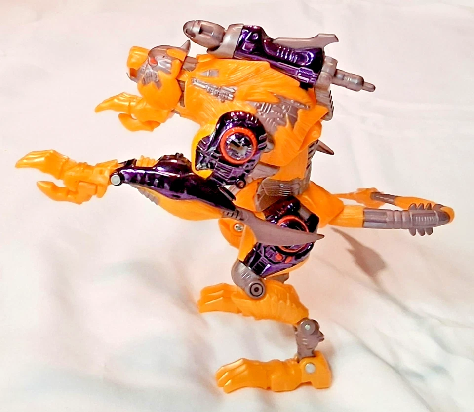 1999 Transformers Beast Wars Transmetals 2 Cheetor Complete - Image 2 of 4