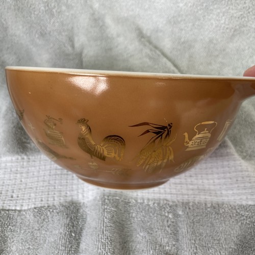 Pyrex Early American 442 Cinderella Bowl 1962-1971 Made in USA 1.5 quart - Picture 5 of 7