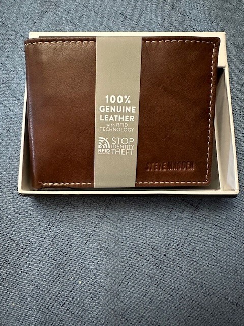 Steve Madden Leather Men's Antique-like RFID Passport Case | eBay