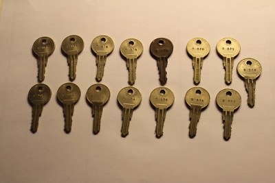  ''1'' KEY ONLY, ORIGINAL SEEBURG ''S'' NUMBERED WALLBOX KEYS - NUMBERS LISTED IN AD