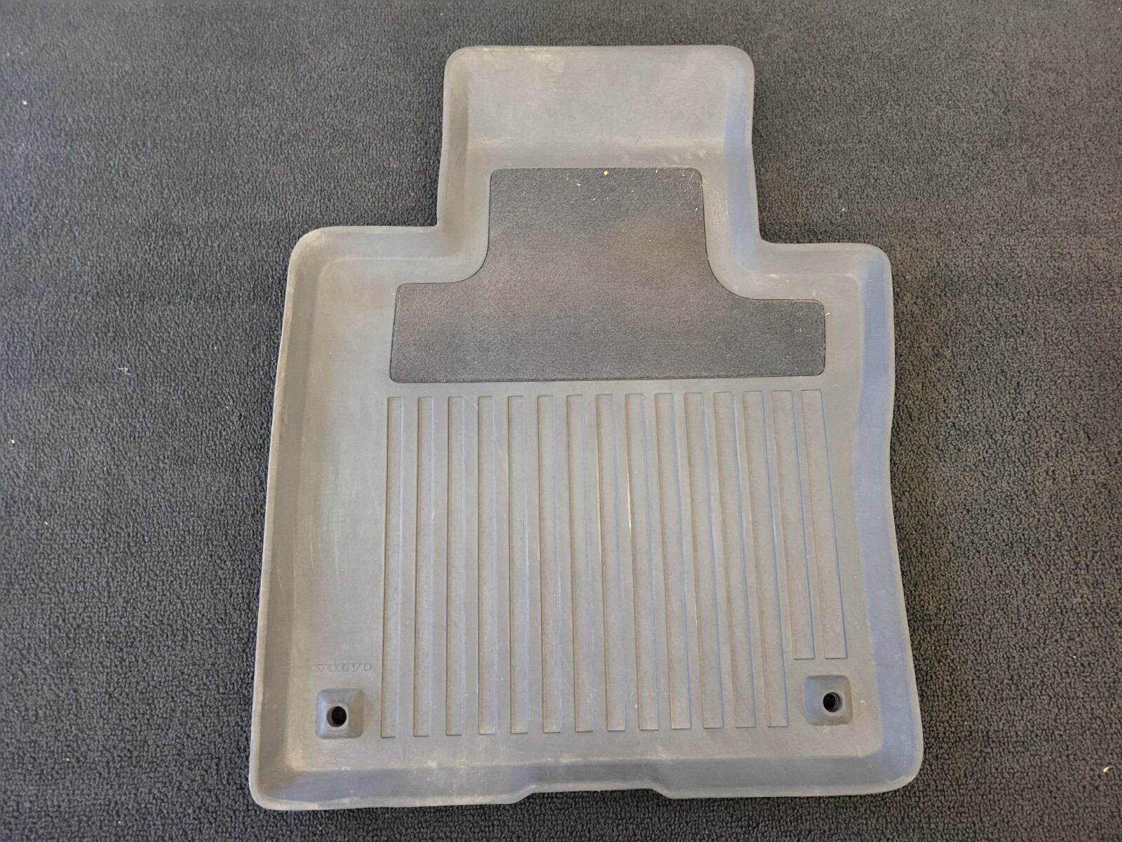 1822 Volvo XC60 Rubber Floor Mats Set Charcoal 32357460 eBay