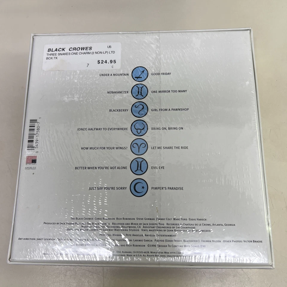 THE BLACK CROWES - THREE SNAKES AND ONE CHARM 7" VINYL BOX SET 45 RPM W/Poster. Foto 2 de 2