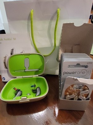 Phonak Audeo Marvel M50 Hearing Aids w/Case & Replacement Batteries 9pk