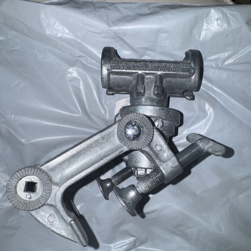 VINTAGE DOWN-EAST SPORTSCRAFT DOUBLE CLAMP FISHING ROD HOLDER  LEWISTON, MAINE